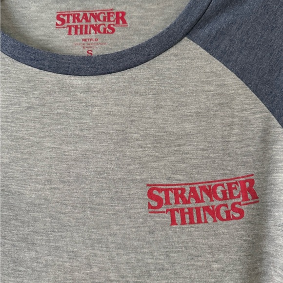 Stranger Things Raglan 3/4 Sleeve Tee - Picture 4 of 7